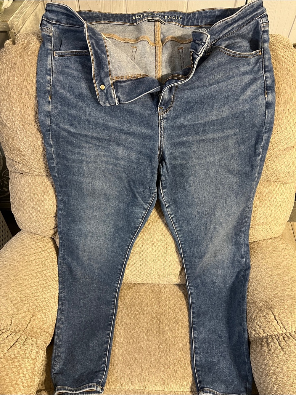 American Eagle Outfitters Dark Blue Stretch Skinny Jeans